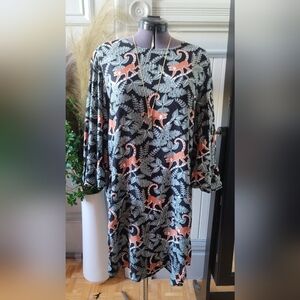 Midi dress w/ pockets!